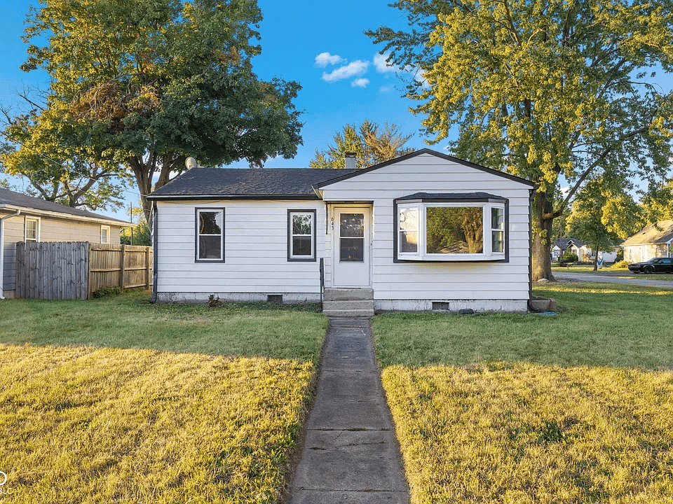6439 W Morris St in Indianapolis